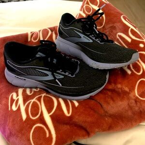 Brooks launch 9 black and purple shoes